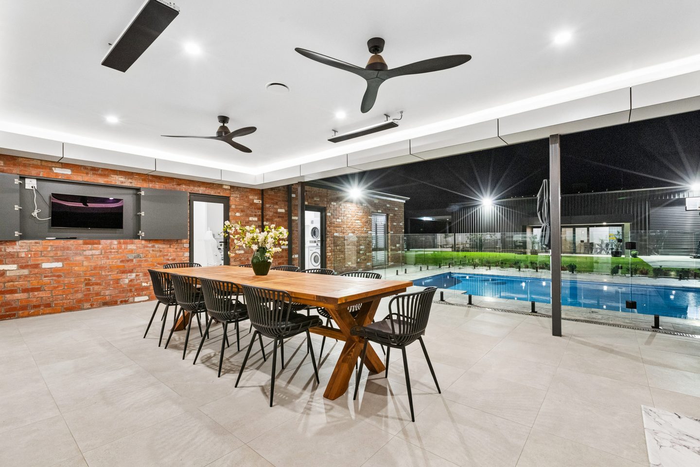 The poolside entertaining space